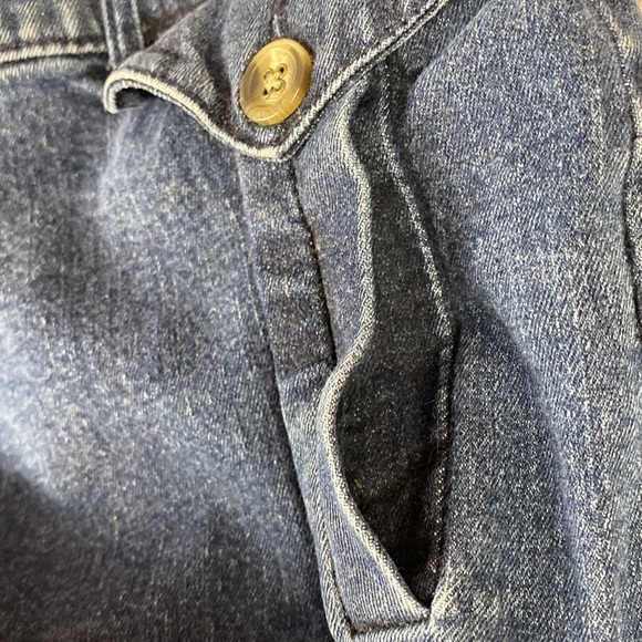 Jean Shorts - Picture 8 of 11